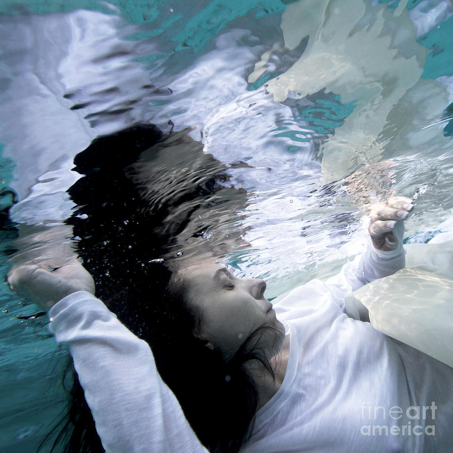 900x900 You Are The Ocean And I Am Drowning Painting By Glennis Siverson - Drowning Painting