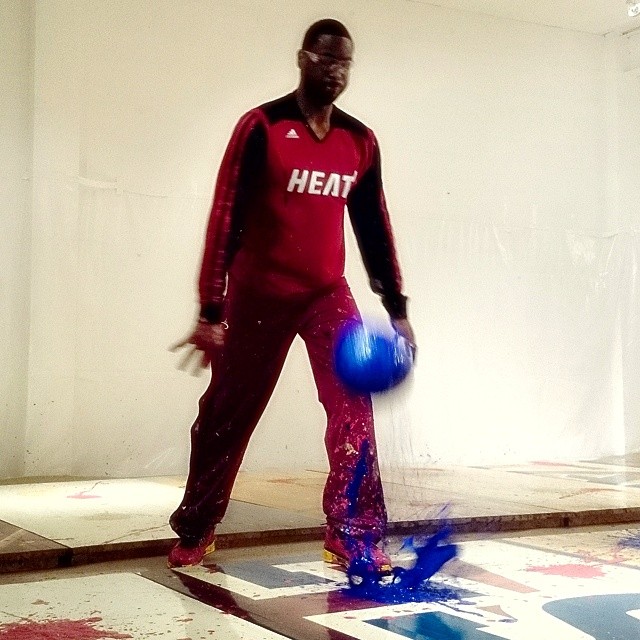 640x640 Miami Heat's Dwyane Wade Makes Art, Like With Paint Art Of Miami - Dwyane Wade Painting