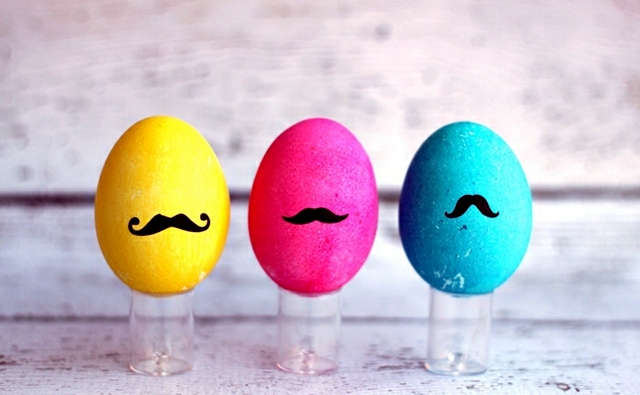 640x395 Dye Easter Eggs 22 Quick Painting Techniques. Interior Design - Easter Egg Painting