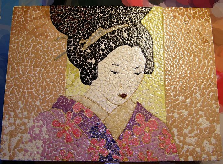 710x522 Egg Shell Art Insteading - Eggshell Painting