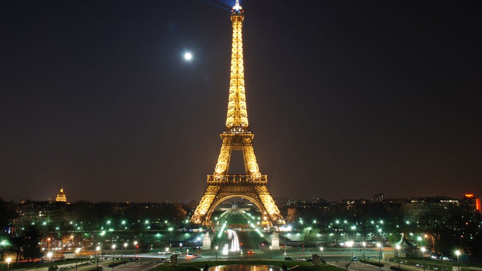 990x556 Do Night Photos Of The Eiffel Tower Violate Copyright - Eiffel Tower At Night Painting