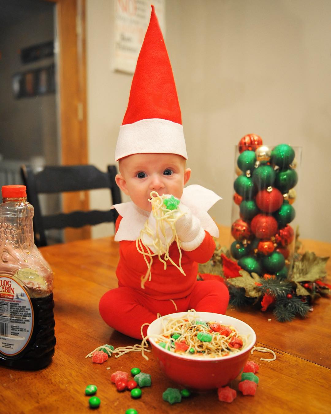 1080x1350 Dad Of Six Turns His Baby Into Adorable Elf On The Shelf Bored Panda - Elf On The Shelf Painting
