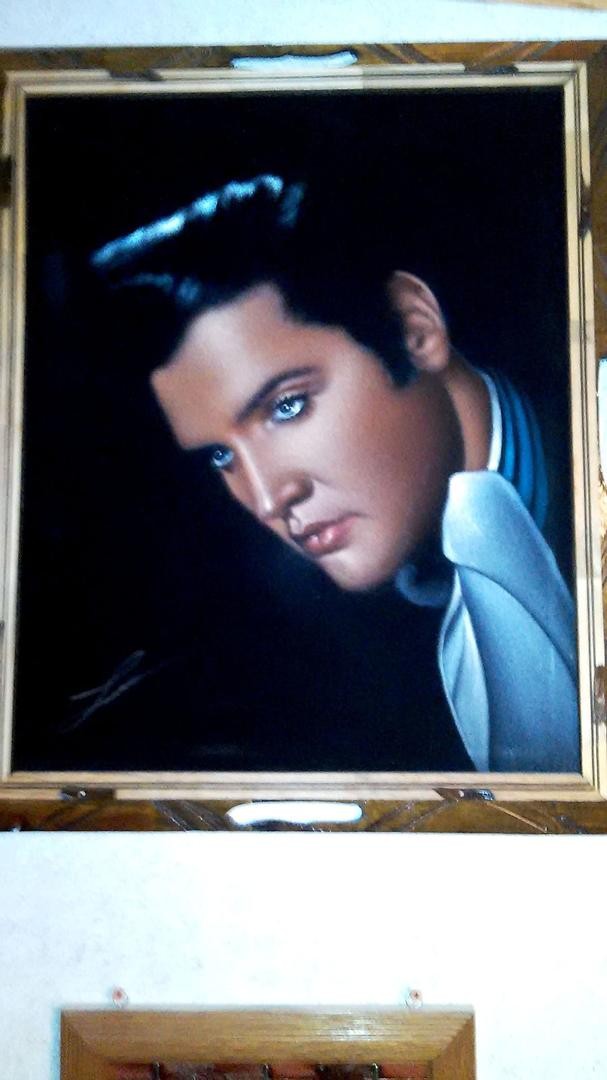 607x1080 Rare And Beautiful Elvis Presley Velvet Painting - Elvis Presley Velvet Painting
