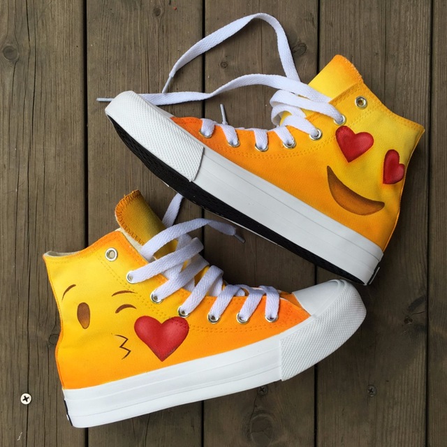 640x640 Wen Unisex Design Hand Painted Sneakers Emoji Pattern Heart Shaped - Emoji Canvas Painting