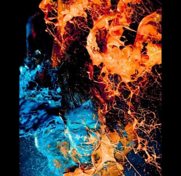 599x582 Paint Exploding Photography Gabrield Wickbold Plays With Fire And Ice - Exploding Painting