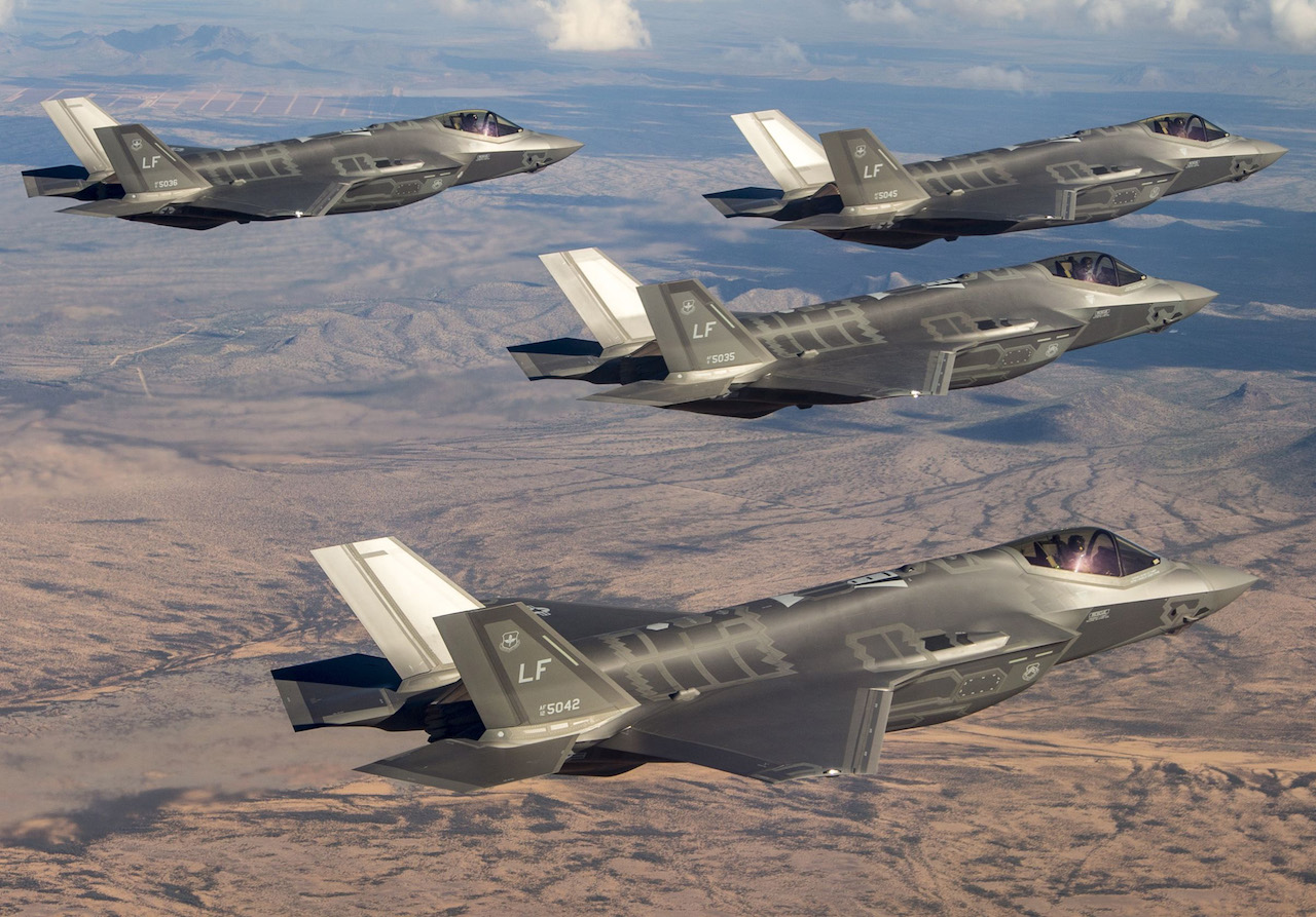 1280x893 The Modelling News In Boxed Gary Gets To Grips With Meng's New - F 35 Painting