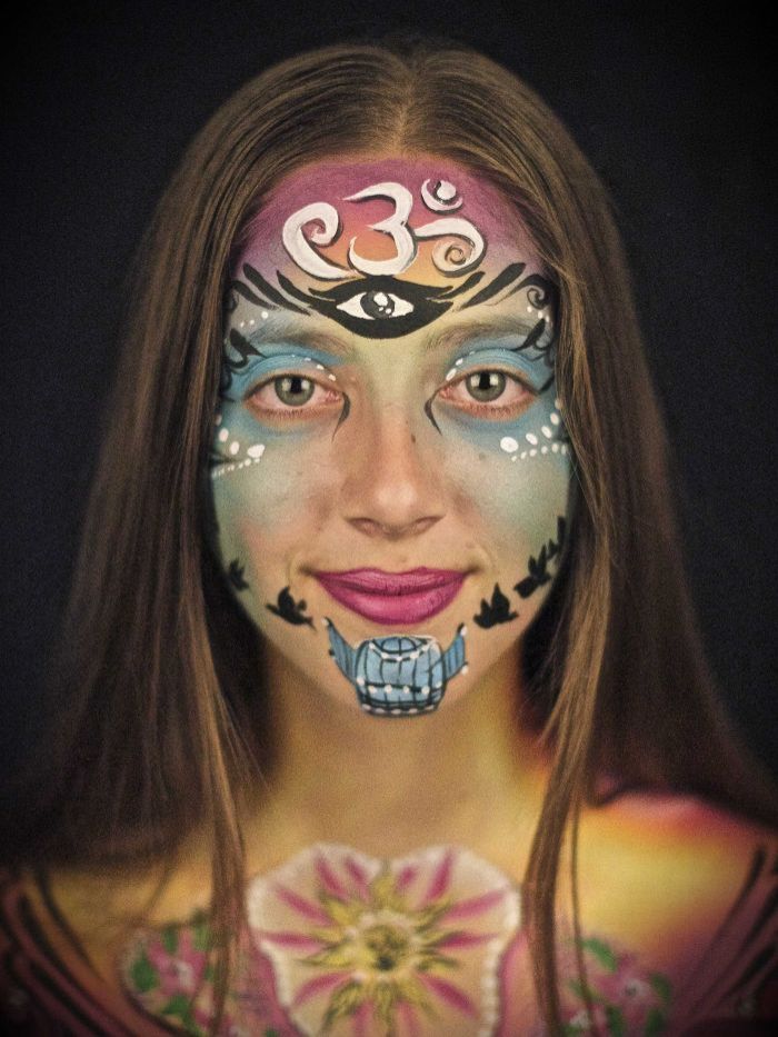 700x933 Jade's Face Painted Portrait. - Face Painting For Women
