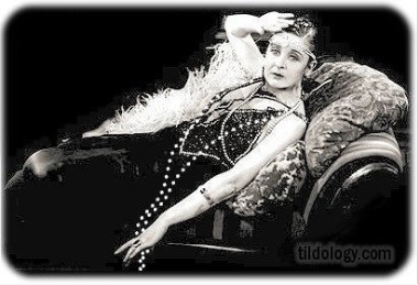 380x259 Fainting Couch Lady Thumb Sky Dancing - Fainting Couch Painting