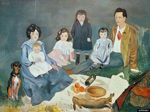 570x427 The 10 Best Artistic Family Portraits - Family Painting