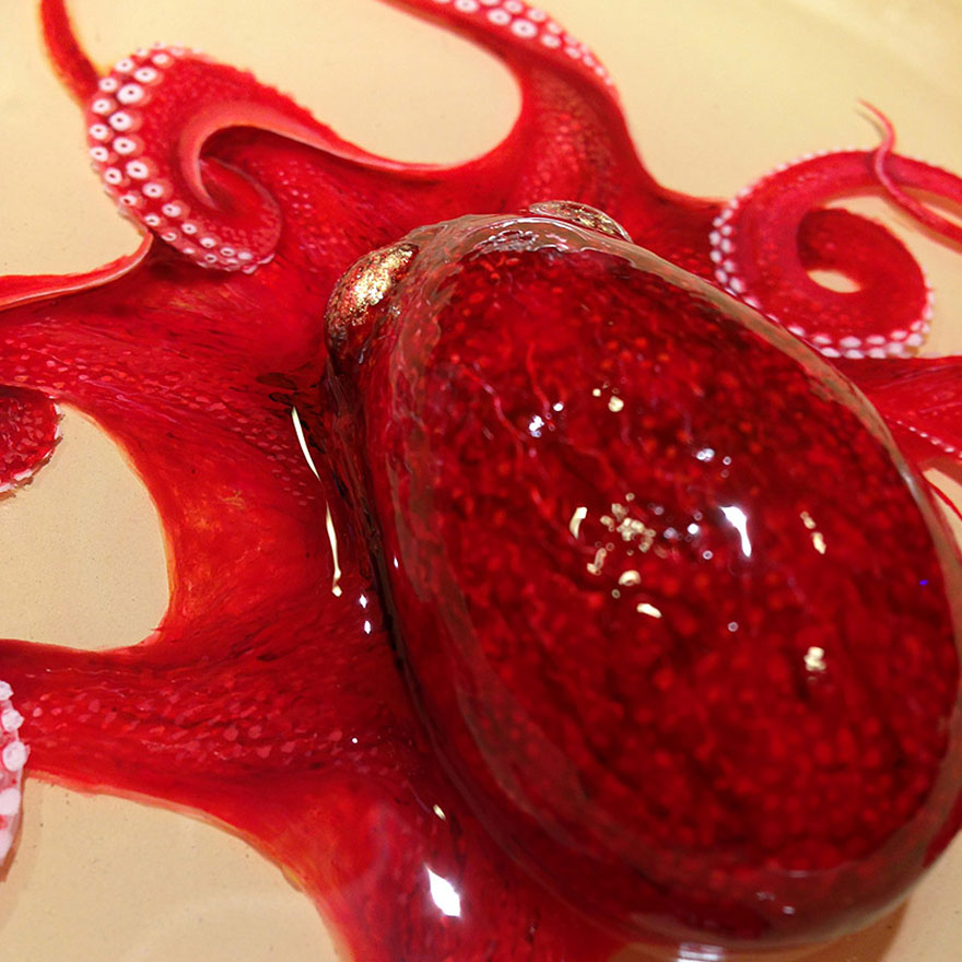 880x880 Incredible Life Like Octopus Painted In Layers Of Resin By Keng - Famous Octopus Painting