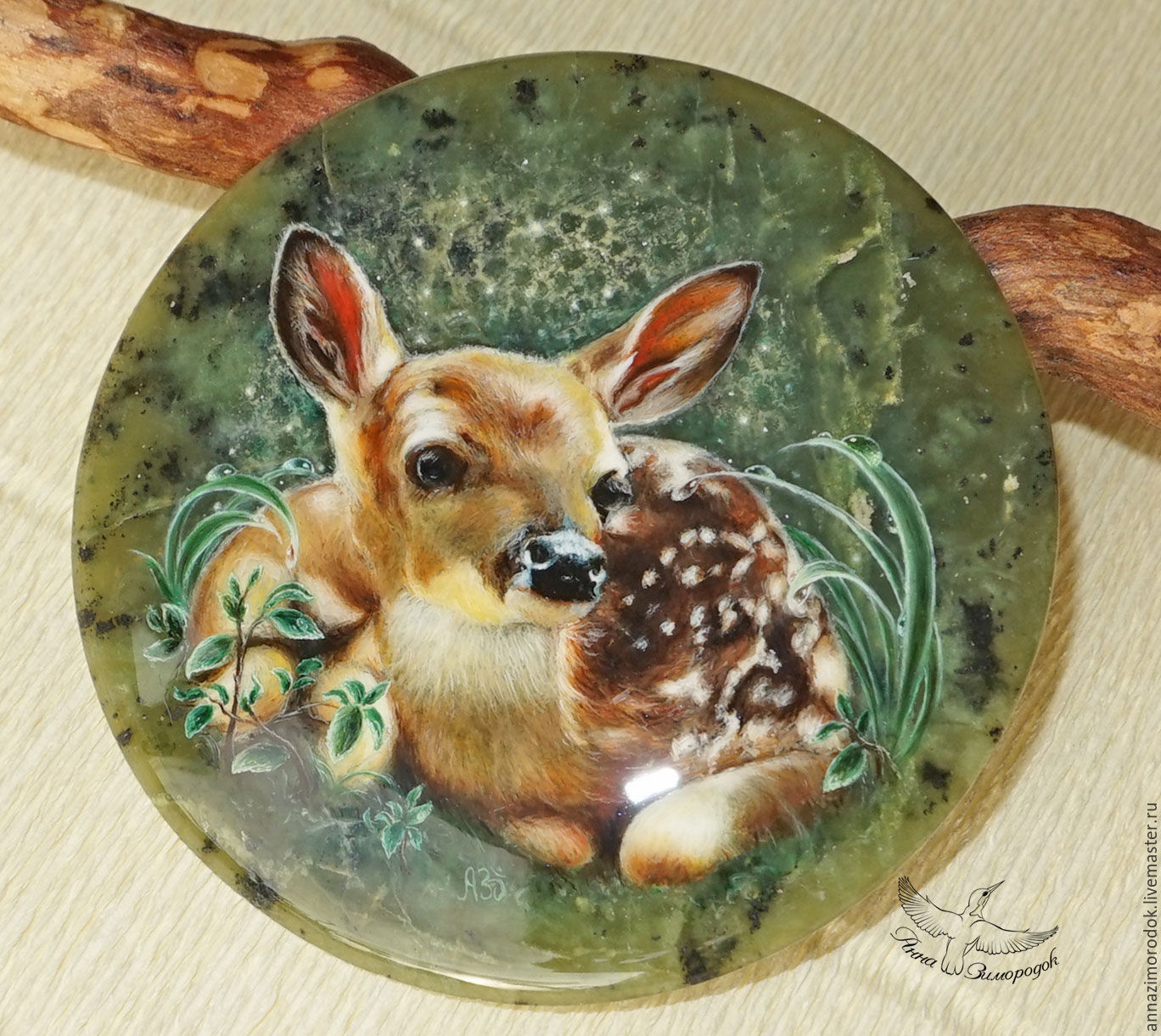 1368x1221 Lacquer Miniature Painting On Stone Fawn In The Grass Jade Green - Fawn Painting