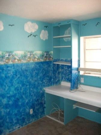 336x448 Friend Or Faux Ugly House Photos - Feather Duster Painting