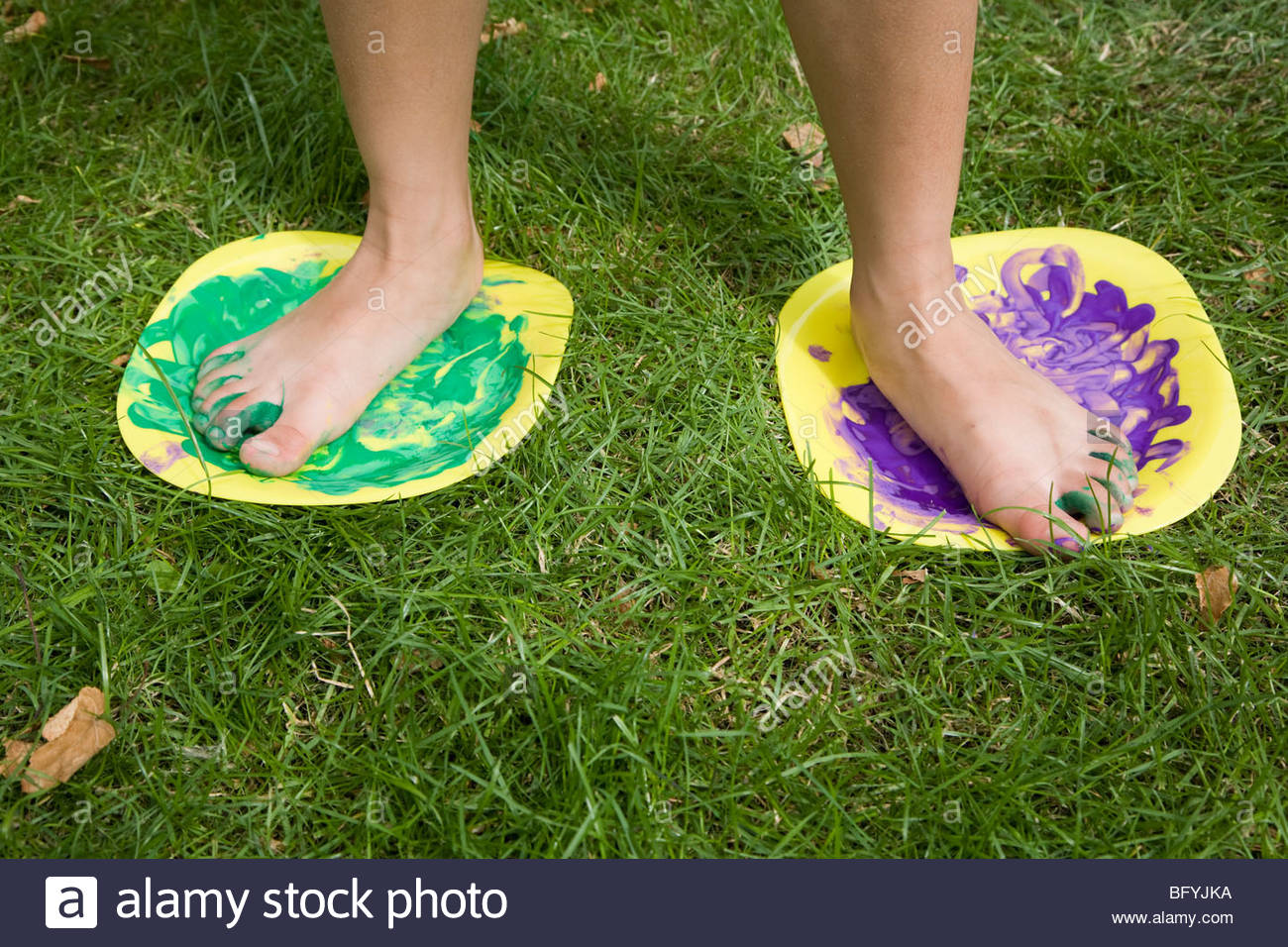 1300x956 Child Feet Painting Stock Photo 27037566 - Feet Painting