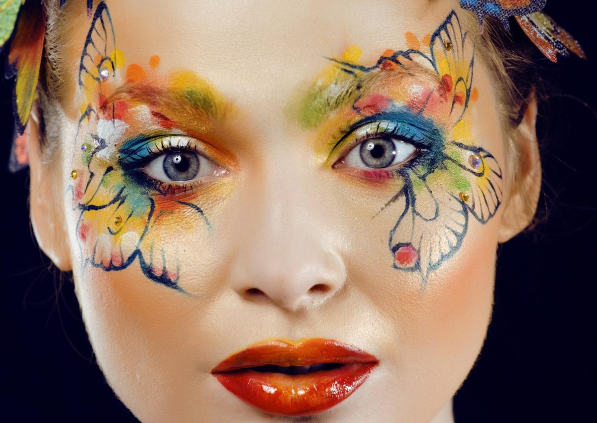 1200x850 Unbelievably Fantastic Face Painting Ideas For Beginners - Female Face Painting