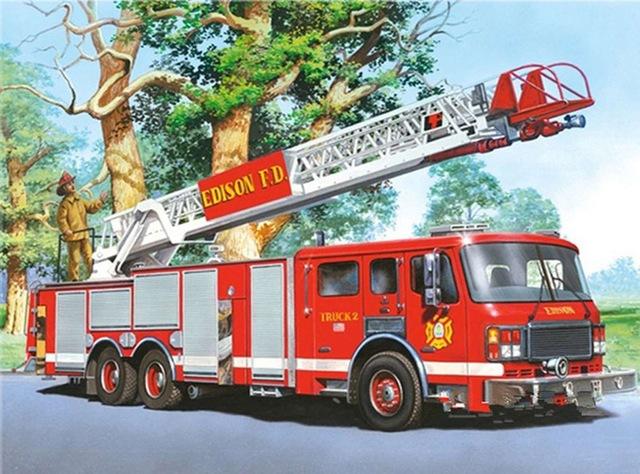 640x474 Diy Diamond Paintingpaint With Diamonds Fire Engine - Fire Engine Painting
