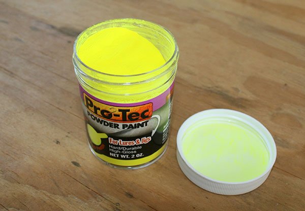 600x416 Painting With Powder - Fishing Lure Painting