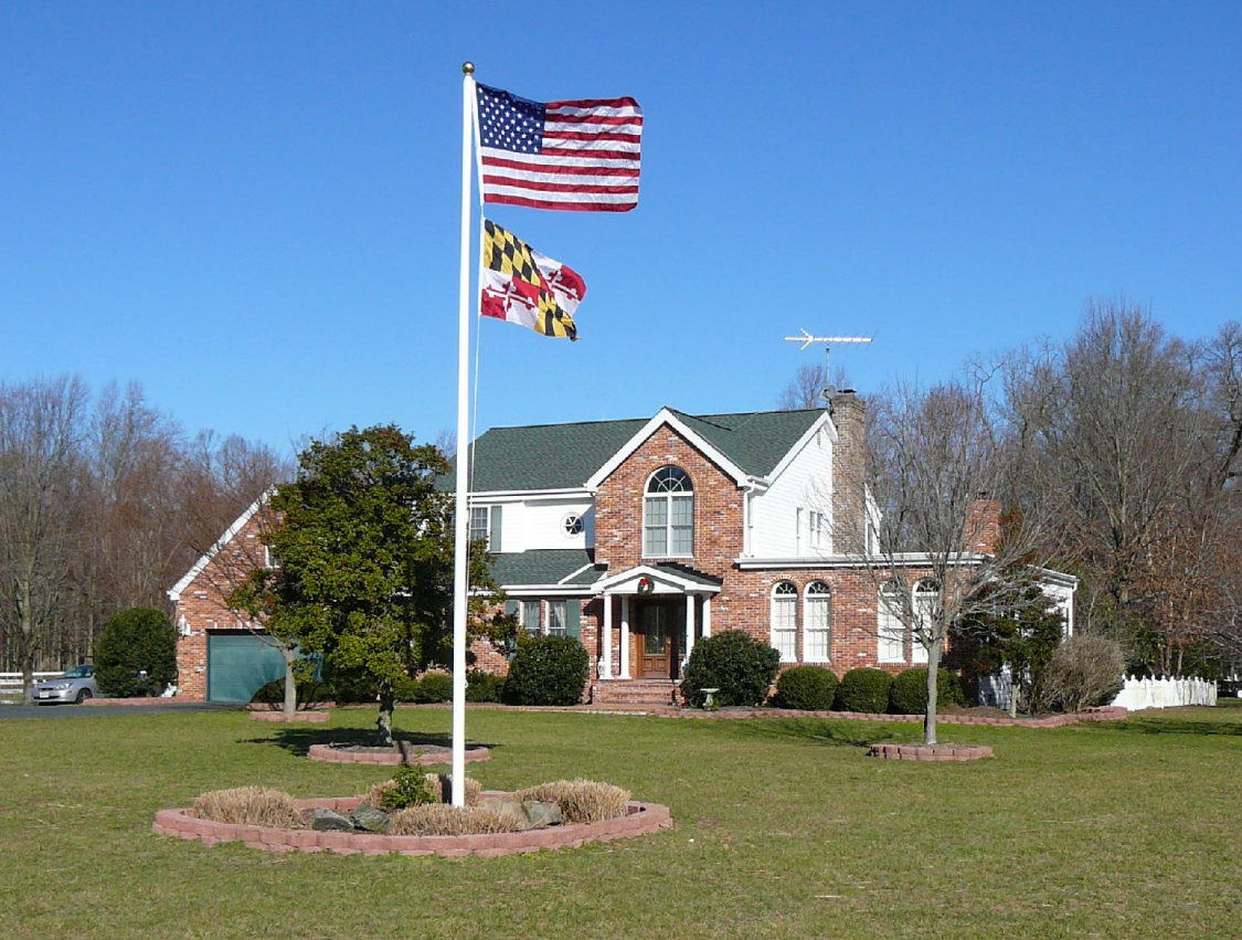 1125x851 Serving All Mid Atlantic States Commercial - Flag Pole Painting