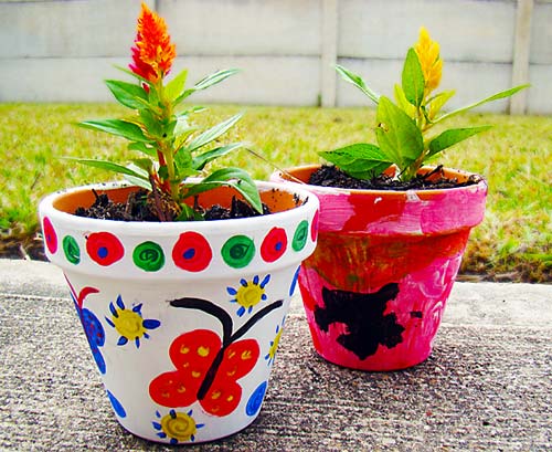 500x409 Pretty Painted Flower Pots - Flower Pot Painting