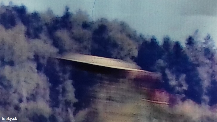 728x410 Flying Saucer' Photographed In Slovakia Coast To Coast Am - Flying Saucer Painting