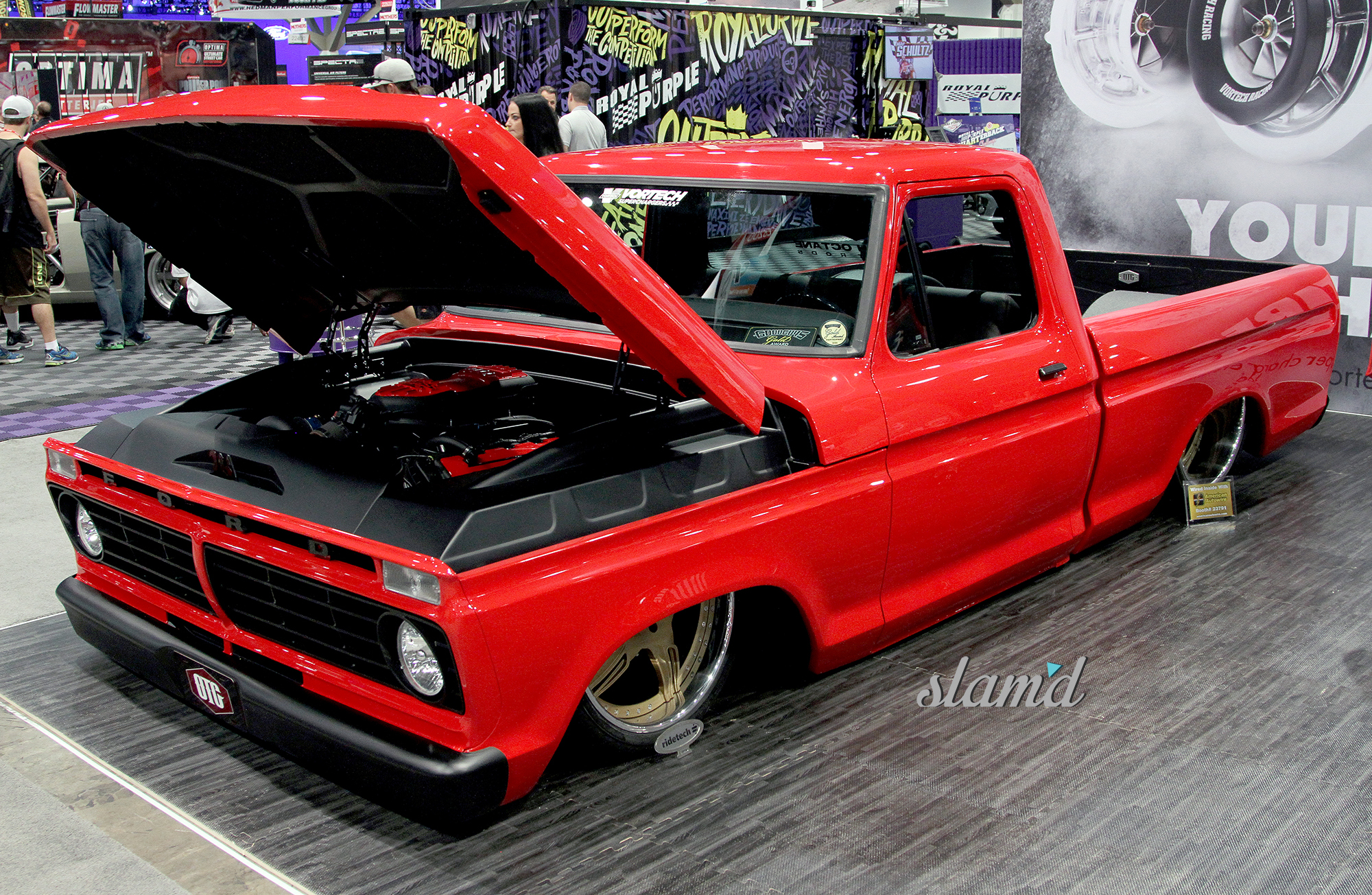 2000x1304 Painted Grill Surround - Ford Truck Painting