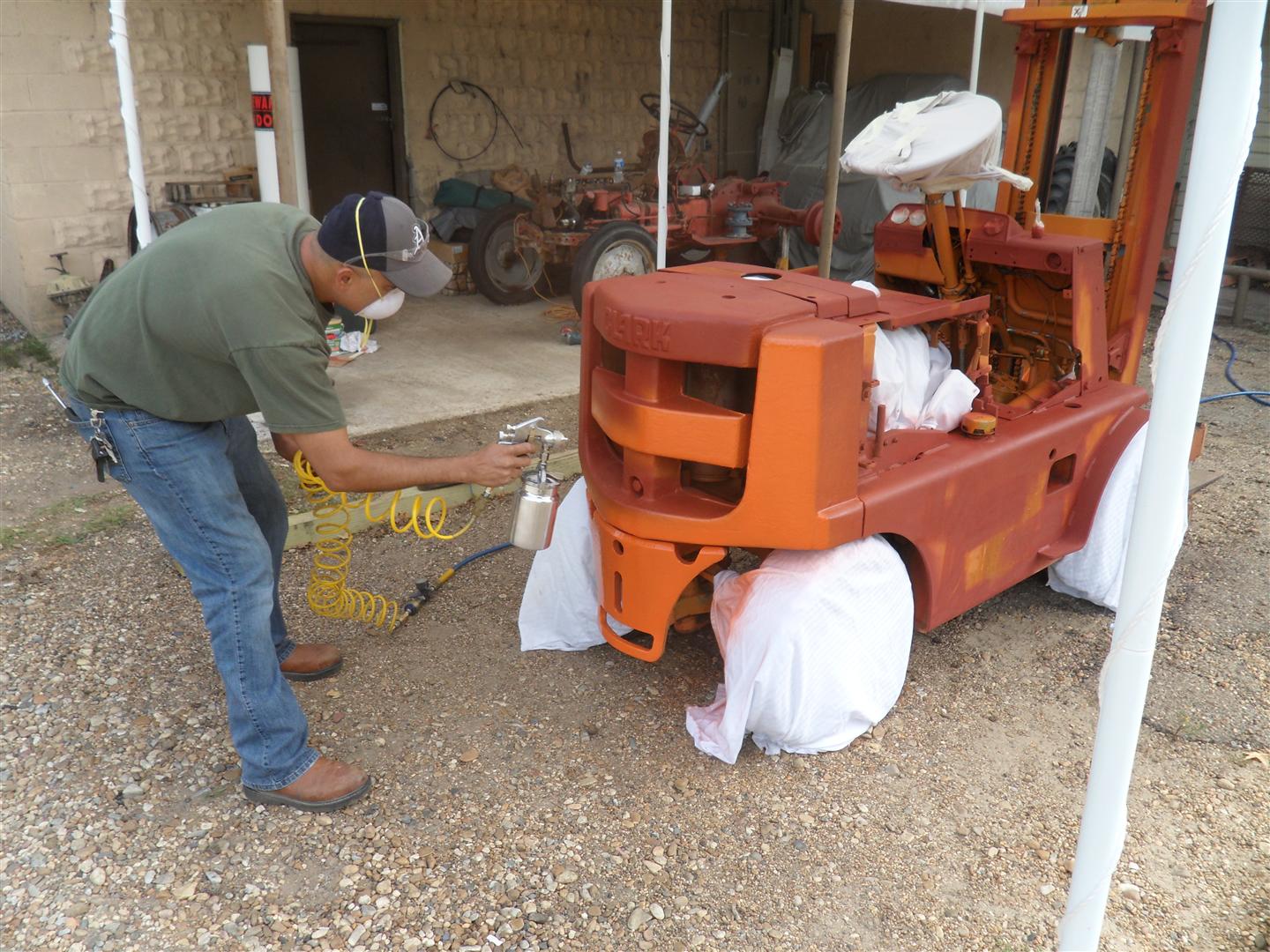 1440x1080 Project Clark Forklift Nicholas Fluhart - Forklift Painting