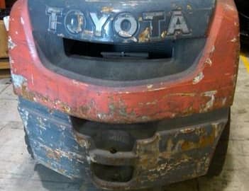 351x270 Damaged Forklift Paint Prolift - Forklift Painting