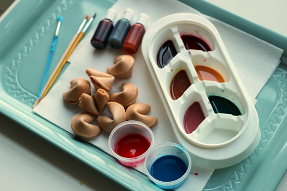 580x387 New Year's Eve Activity For Kids - Fortune Cookie Painting