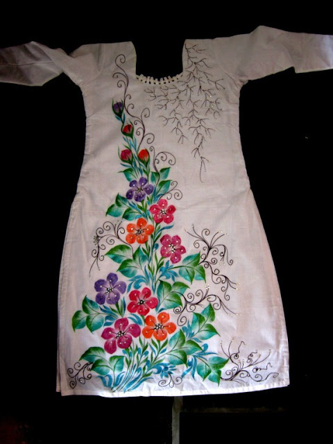 480x640 Free Hand Fabric Painting Dress Design In Sparkling Colours - Free Painting Design