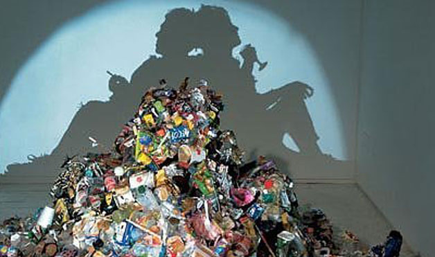 628x371 Portrait Painting Dirty White Trash - Garbage Painting