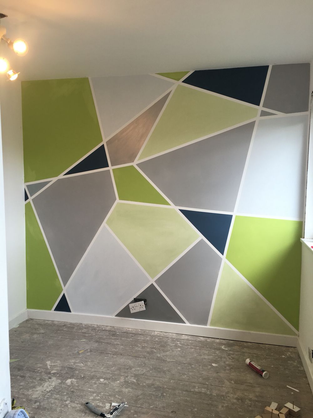 1000x1334 Geometric Painted Wall - Geometric Painting