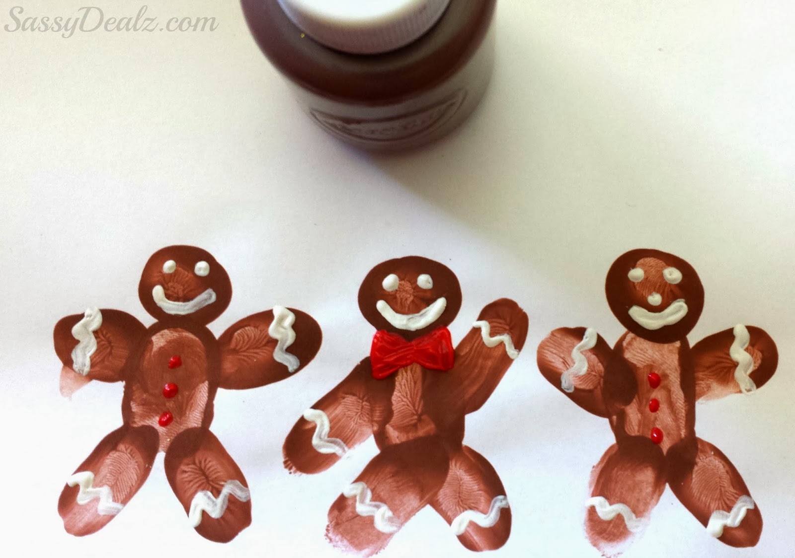 1600x1124 Diy Fingerprint Gingerbread Man Craft For Kids - Gingerbread Man Painting