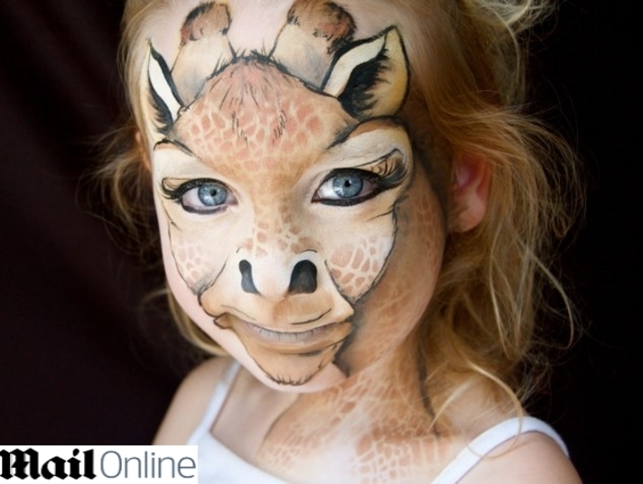 712x536 Jungle Animals' Facepainting For Kids Giraffe - Giraffe Face Painting