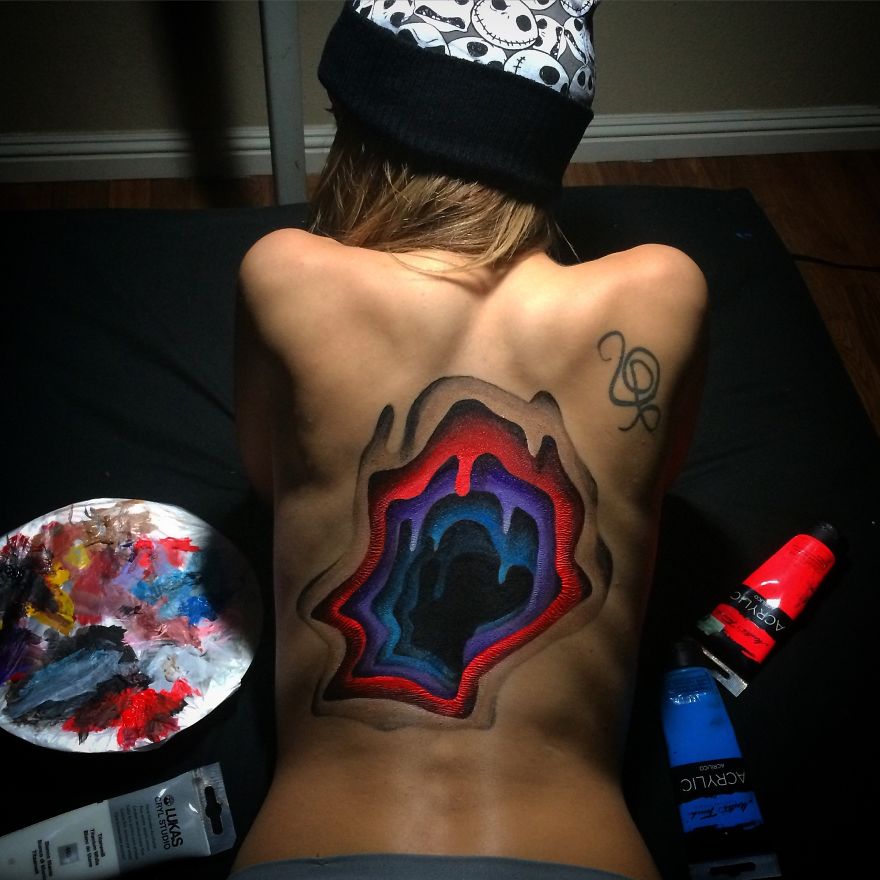 880x880 I Paint 3d Art On My Girlfriend's Back Bored Panda - Girlfriend Painting