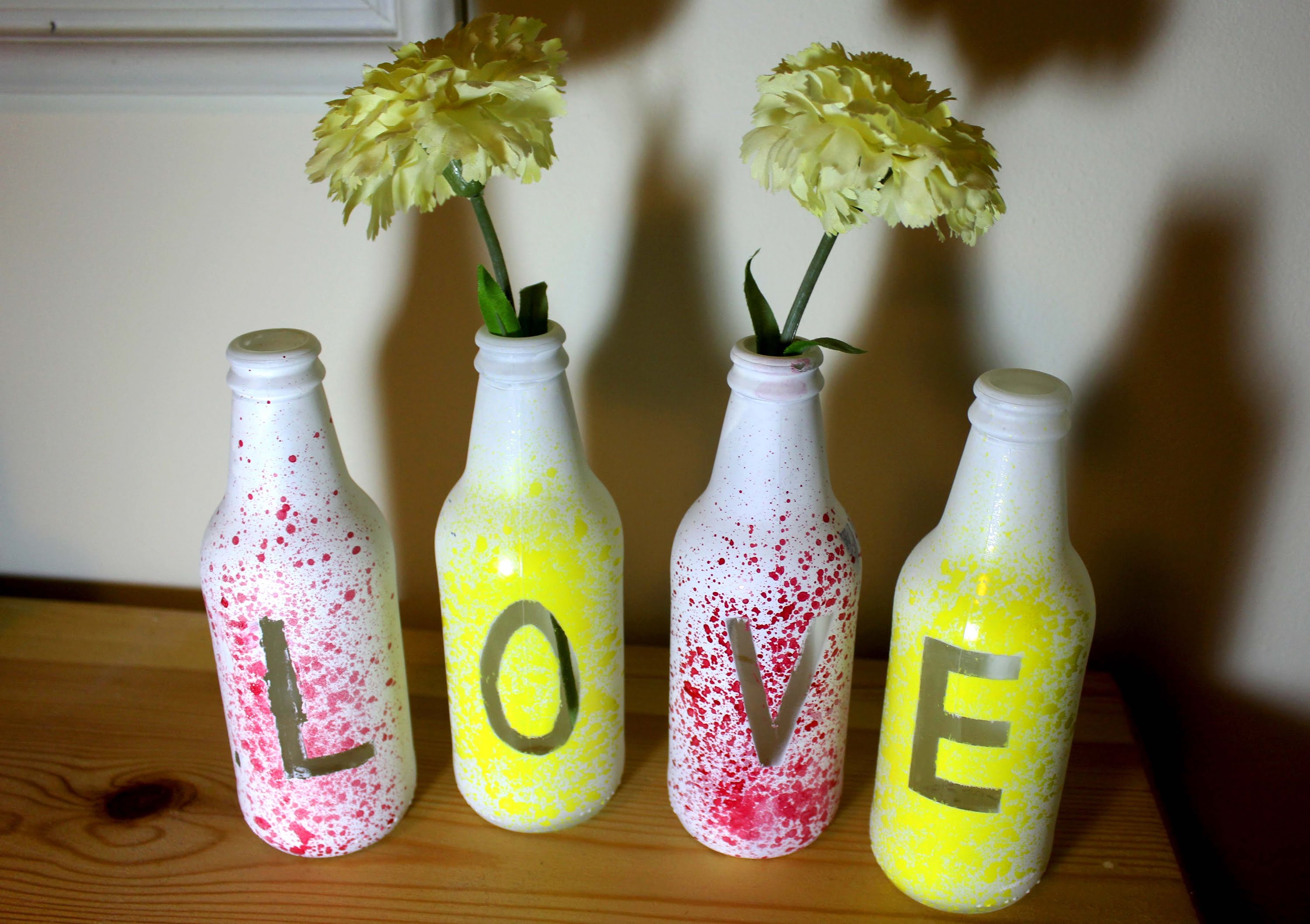 3000x2116 Splatter Paint Recycled Glass Bottles - Glass Bottle Painting