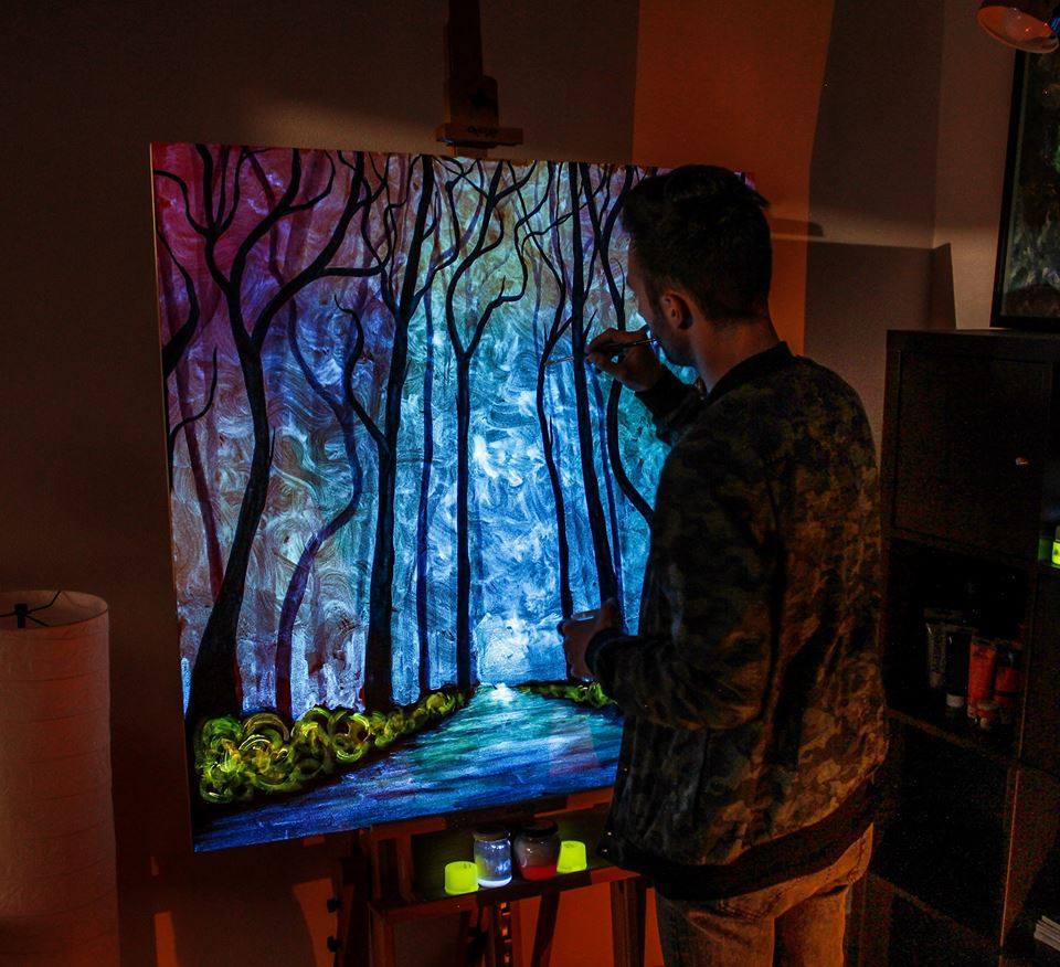 960x876 Incredible Glow In The Dark Paintings By Crisco Art Steemit - Glow In The Dark Tree Painting