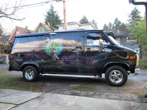 500x375 Sell Used Star Trek Muraled Gmc G15 Vandura Van. Survivor, Custom - Gmc Painting