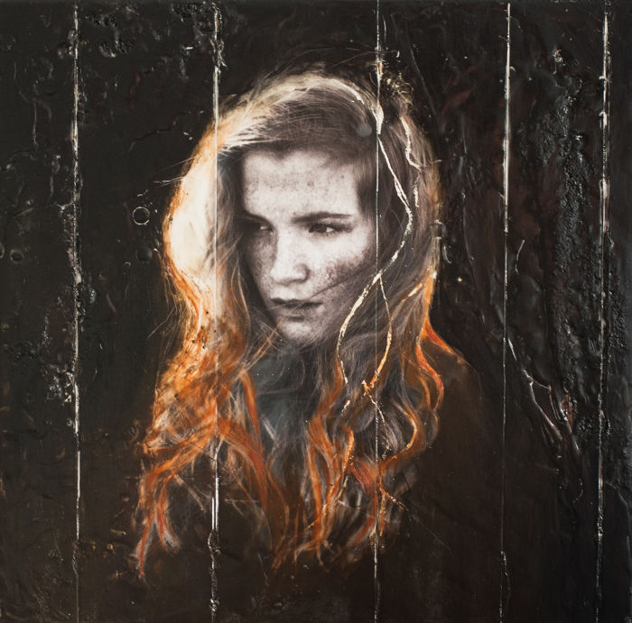 700x691 Rouzbeh Tahmassian - Golden Girl Painting