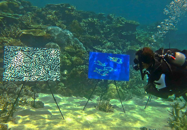 634x442 Great Barrier Reef Stages Its First Underwater Art Exhibition - Great Barrier Reef Painting
