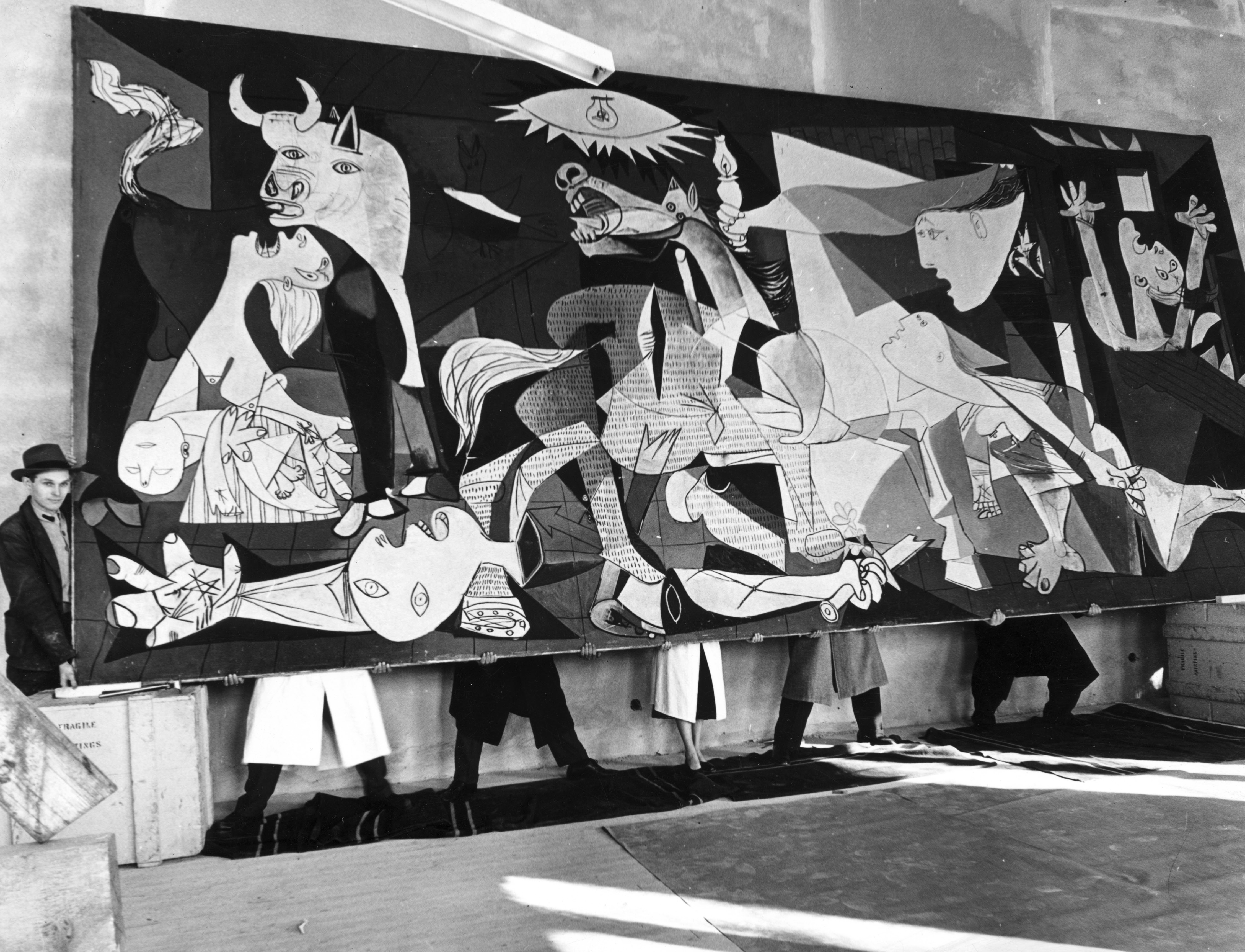 4499x3438 This Daring Painting Became One Of Pablo Picasso's Most Famous Works - Guernica Original Painting