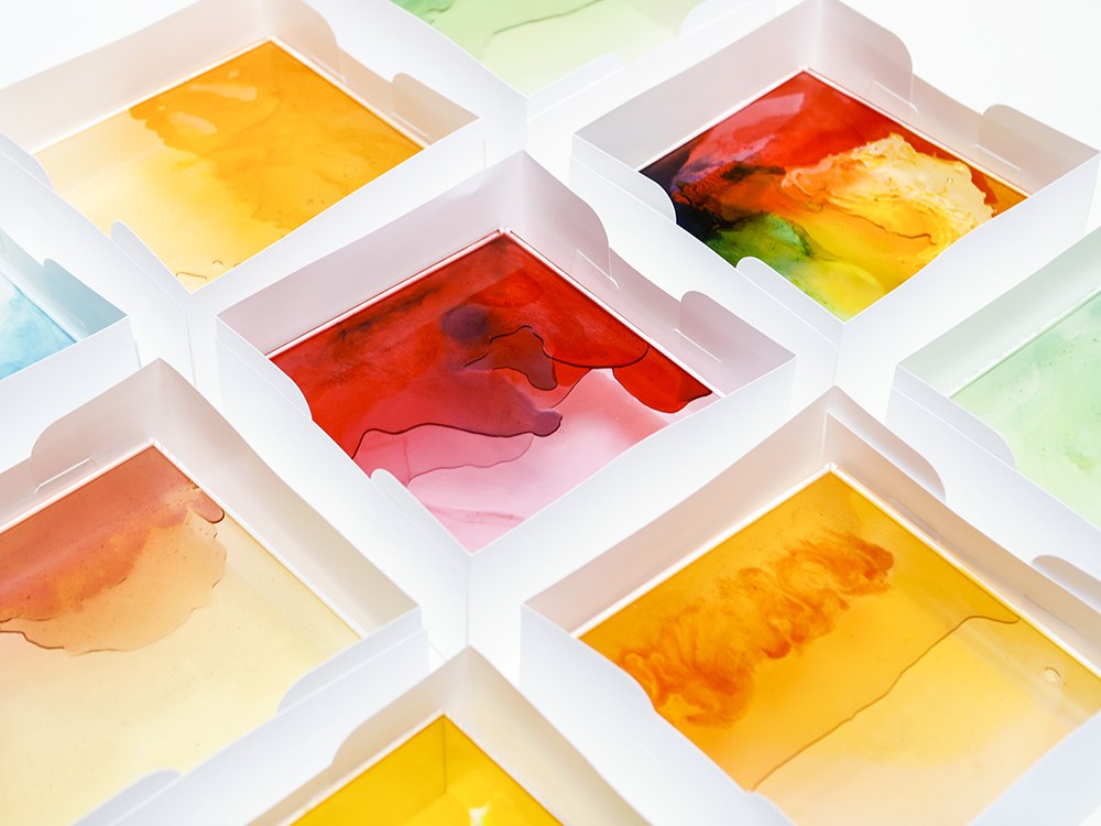 1000x750 Swirly Stained Glass Made Out Of Melted Gummy Bears Wired - Gummy Bear Painting