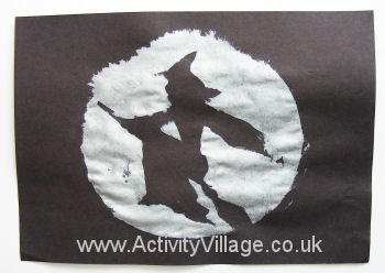 350x248 Halloween Silhouette Painting Craft For Kids - Halloween Painting Activities