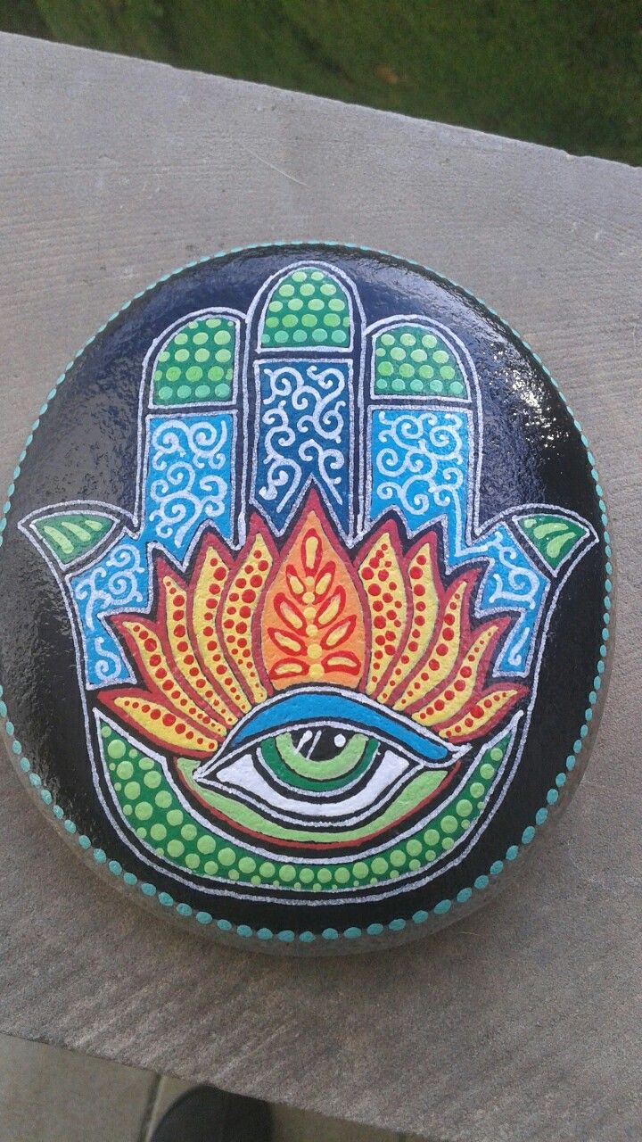 720x1280 Hand Painted Stone Hand Of Fatima 15cm Skulls, Hands - Hand Of Fatima Painting