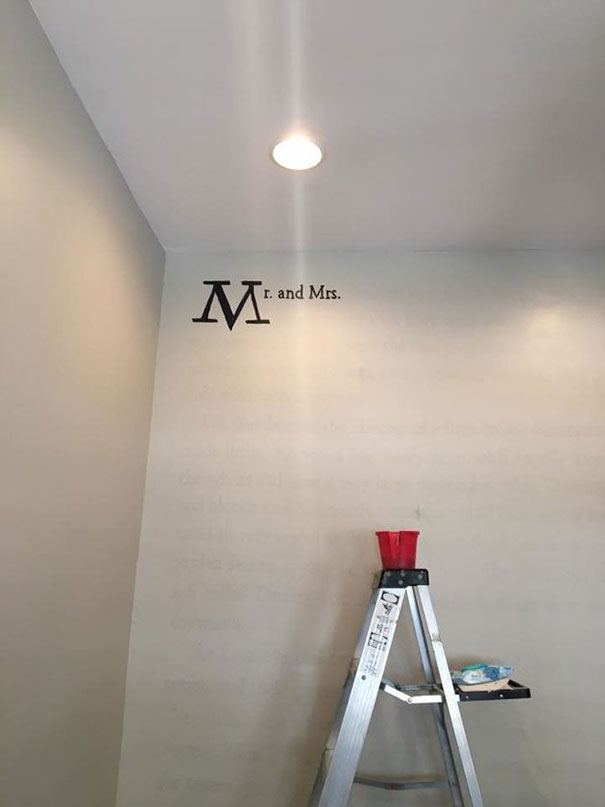 605x807 Harry Potter Fan Paints First Page Of Onto Her - Harry Potter Wall Painting