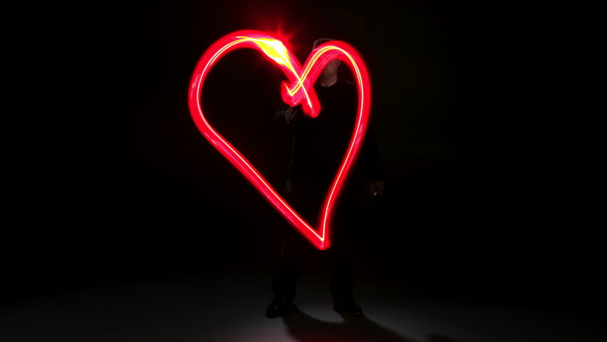 852x480 Stock Video Of Man Painting Heart Shape With Light, 4750781 - Heart Shape Painting