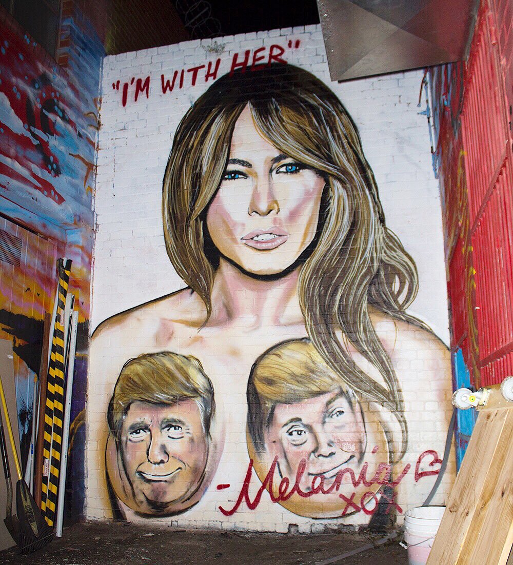 1000x1102 Hillary Clinton Bikini Mural Covered With Niqab After Public - Hillary Painting