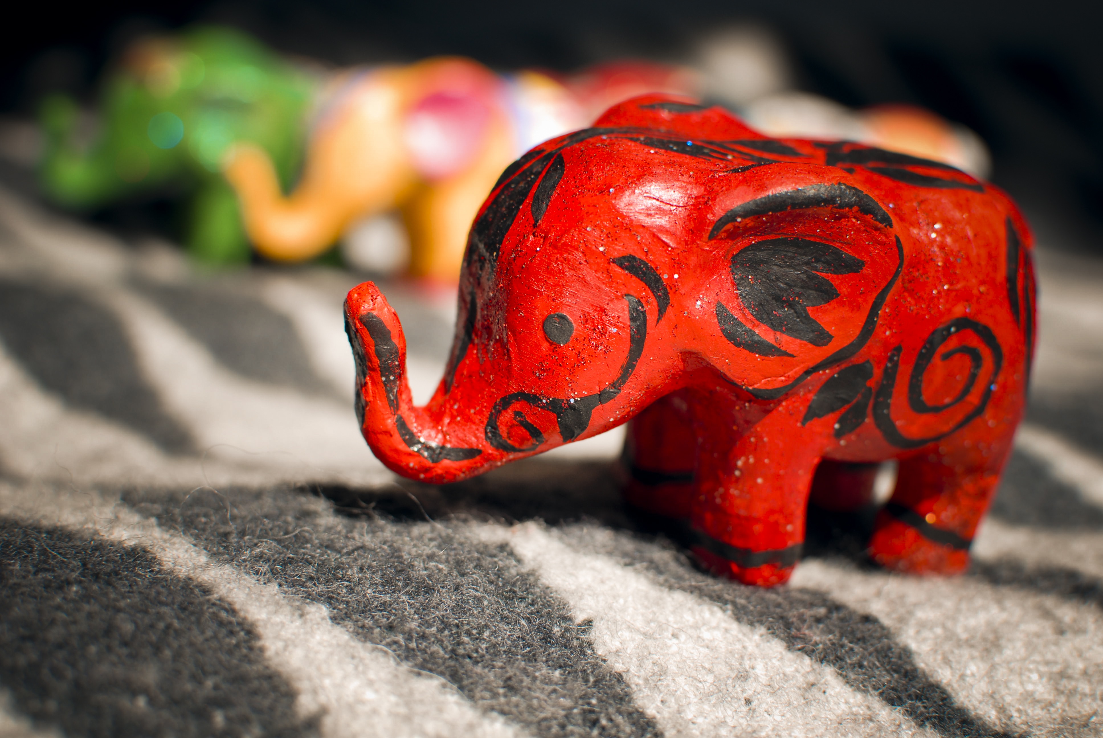 3872x2592 Painting Elephants Girl2b - Hindu Elephant Painting