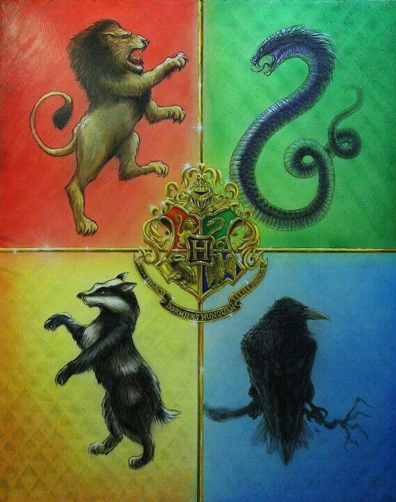 569x720 Hogwarts Crest Painting I Did For My Wife's 5th Grade Classroom - Hogwarts Crest Painting