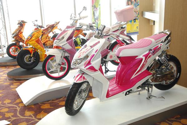 600x400 Honda Painting Shops Motorblitz - Honda Painting