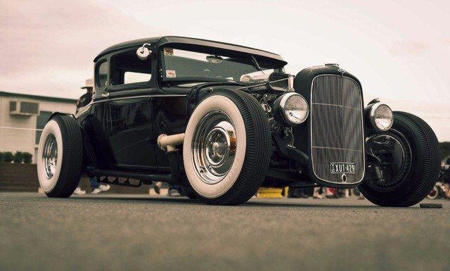 640x385 Hot Rod Vintage Car Fabric Poster Living Room Study Decorative - Hot Rod Painting