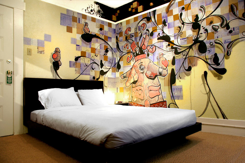 1000x666 Hotel Des Arts - Hotel Room Painting